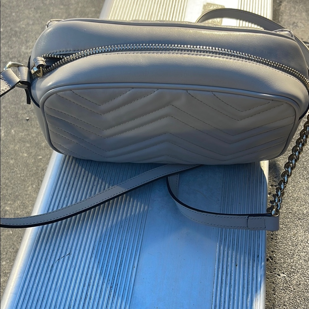 Gucci Light Gray Matelassé GG Marmont Crossbody Bag - Picture 2 of 2